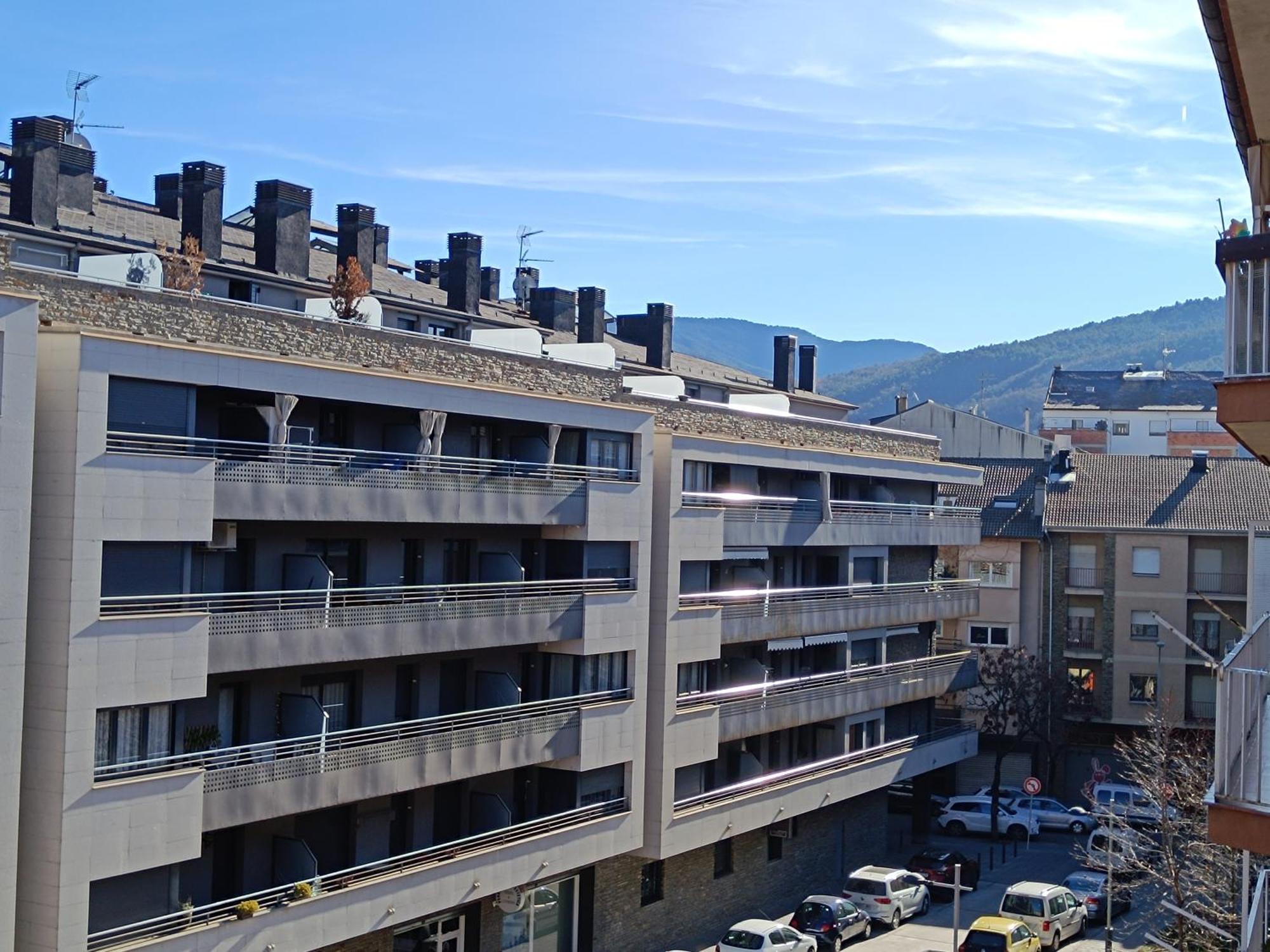 Apartamento Estel La Seu d'Urgell Buitenkant foto